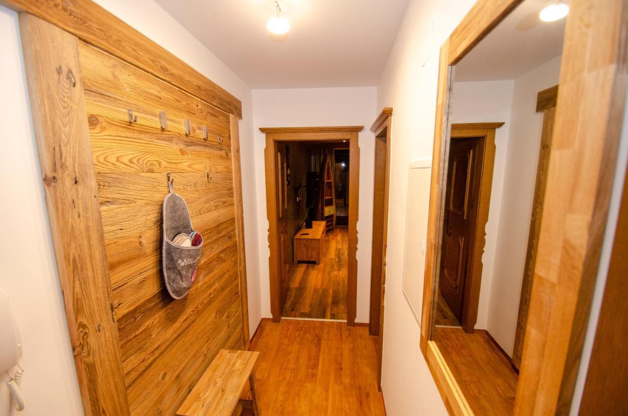 Penthouse Eightyone By All In One Apartments Kaprun Bagian luar foto